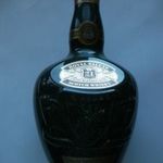 Chivas regal royal salute 21 years old blended scotch whisky porcelán palack 700 ml zöld színű fotó