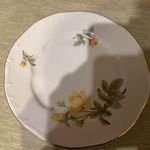 Zsolnay virág mintás lapos tányér fotó