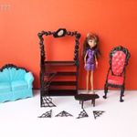 Eredeti Mattel Monster High Clawdeen Wolf baba + Coffin Bean kávézó szett Szekrény + szék + kanapé + fotó