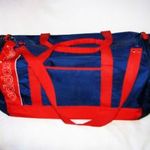 Újszerű ADIDAS utazó táska, 65x28x30 vízálló, oldalt 2 cipzáros rekesz, +1 rekesz, sporttáska is fotó