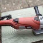 Black & Decker KG2000 sarokcsiszoló. 230mm. fotó