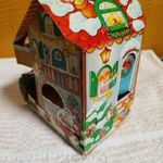 Kinder játék Karácsonyi ház – papír kindertojás tartó házikó fotó
