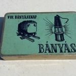 VIII. Bányásznap 1958 Bányász cigaretta bádog doboz Salgótarján Lágymányosi Dohánygyár bányászlámpa fotó