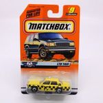 Matchbox (1999) #9 Ford LTD Airport TAXI fotó