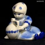 ANNUSKA KORSÓVAL ... RÉGI KÉK FESTETT ZSOLNAY PORCELÁN FIGURA fotó