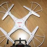 Syma X5C HD Kamerás Drón Kvadrokopter 2 akksival távirányító pótpropeller SD kártya + olvasó fotó