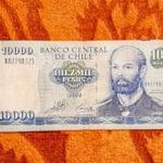 2002 -a-es ropogós CHILE- 10.000 Pesos vízjeles, fémszálas bankó UV aktivitással !! (L2087) fotó