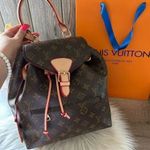 Louis Vuitton Prémium hátitáska új fotó