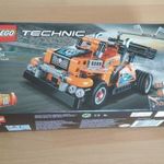 Bontatlan LEGO Technic - Versenykamion 42104 fotó