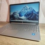 HP 15s-fq3002nh Notebook 256 GB SSD / 8 GB RAM/ 15, 6 inch FULL HD/ újszerű, hibátlan, korrekt ár! fotó