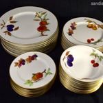 10 SZEMÉLYRE 4 FÉLE ... 40 DBOS ROYAL WORCESTER PORCELÁN NAGY TÁNYÉR KÉSZLET !!! fotó