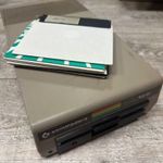 Commodore 1541 Floppy meghajtó 10 db Lemezzel, Commodore 64, Retro fotó