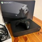 Xbox One X 1TB - számlával, 1 év garanciával fotó