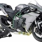 Tamiya 14136 Kawasaki Ninja H2 Carbon Motorkerékpár építőkészlet 1: 12 fotó