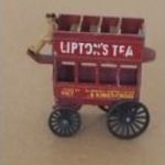 Kisautó Lipton's Tea Lovaskocsi Victoria Hátsó kerék Rögzítés el engedett fotó