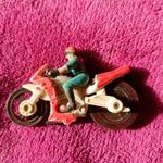 Retro motorbiciklis figura fotó