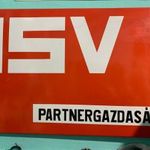 Régi zománctábla - ISV. Ipari Sertéshús Feldolgozó Vállalat - Partnergazdaság --- Disznós tábla... fotó