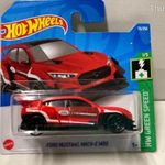 - Ford Mustang Mach-E 1400 - Hot Wheels - 2022 - új dobozos - 1: 64 autó modell fotó