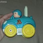 zenélő Pocoyo autó fotó