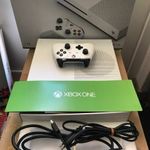 Xbox One S 1TB DOBOZOS konzol csomag kiegészítőivel és 19db játékkal (használt, 1 hónap garanciával) fotó