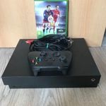 Xbox One X 1TB konzol csomag kiegészítőivel és játékkal (használt, 1 hónap garanciával) fotó