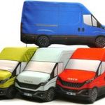 Plüss Iveco Daily piros fotó