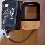 Omron Bluetooth okos vérnyomásmérő fotó