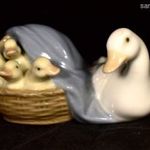 LLADRO PORCELÁN LIBA CSALÁD X . fotó