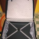 Samsonite gurulós bőrönd, bombabiztos 60x55x20, kódos számzár, 3 ponton zár, 2görgő, kiváló fotó