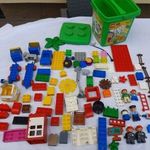 88db-os nagy csomag Lego Duplo benne figurák állat autó speciális elemek + tároló doboz fotó