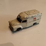 Matchbox \ Lesney _ Lomas Ambulance fotó