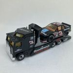 Matchbox Racing Convoy Kenworth Cabover + Chevy Lumina GOODWRENCH fotó