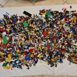 Eladó hatalmas csomag ömlesztett EREDETI Lego, nettó 5, 2 kg, 1 FT, NMÁ! - Több ezer elem! fotó