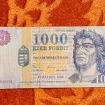 2000 -es ropogós "Millenniumi" 1000 Forint vízjeles fémszálas bankjegy UV aktivitással (L2328) fotó