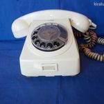 Retro fehér tárcsás telefon CB667 fotó