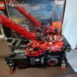 Lego 42082 Rough terrain crane fotó