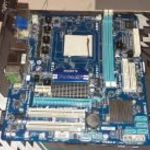 Gigabyte GA-880GM-D2H Alaplap + AMD Athlon II X2 255 Processzor fotó