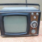 Régi , retró szovjet kis tv , mini tv fotó