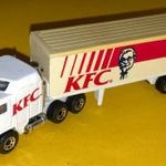 Matchbox CONVOY - Kenworth Cabover Container Truck "KFC" (A) fotó