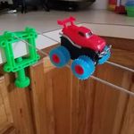 Trix Trux Monster Trucks trükkös autópálya két autóval fotó