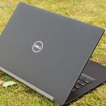 Noti ül a fűben: Dell Latitude 7390 -Dr-PC-nél (de nálad is lehet) fotó