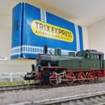 A269 H0 1: 87 Trix International no. 2428 T13 KPEV vasútmodell gőzmozdony – 3 sínes DC fotó