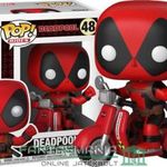 10cmes Funko POP 48 Marvel Deadpool figura robogóval - POP Rides Deadpool and Scooter új nagyfejű ka fotó