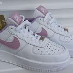 Nike Air Force 1 cipő fotó