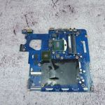 Samsung NP300 laptop alaplap hibásan i3 proci SR0T4 BA92-10504B fotó