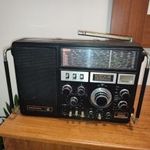 Működik, de koszos! Grundig Satellit 1400 professional világvevő rádió fotó