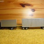 H0 1: 87 Herpa IVECO dobozos póttal rendelkező kamion , vasútmodell fotó