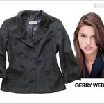 GERRY WEBER nagyon szép MASNIS GALLÉRÚ karcsúsított FEKETE selyemfényű könnyű BLÉZER ~M/38-40 fotó