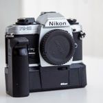 Nikon FG-20 fényképezőgép és MD-14 motor drive 43 000 fotó