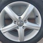 3 Gyári, 16" VW Golf VII. /Aspen/ alufelni Téli gumikkal fotó